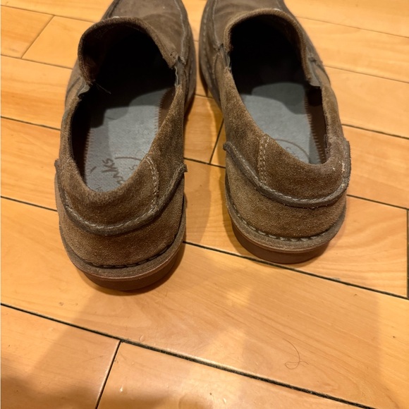 BRAND NEW CLARKS men's  loafers - Picture 3 of 6